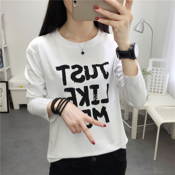 Bluză de damă albă cu inscripție