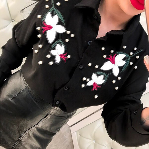 NOU Cămașă modernă de damă cu broderie colorată în două culori