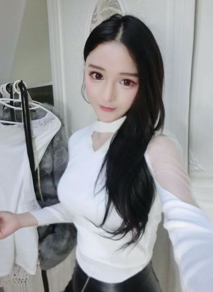 Γυναικεία κομψή μπλούζα σε τρία χρώματα