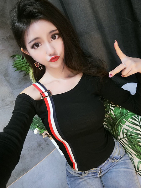 Γυναικεία μοντέρνα  μπλούζα σε δύο χρώματα