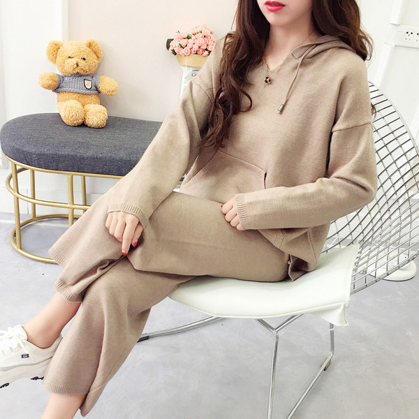 ÚJ női kötőkészlet kapucnival és zsebbel blúzt + nadrágot - három színben