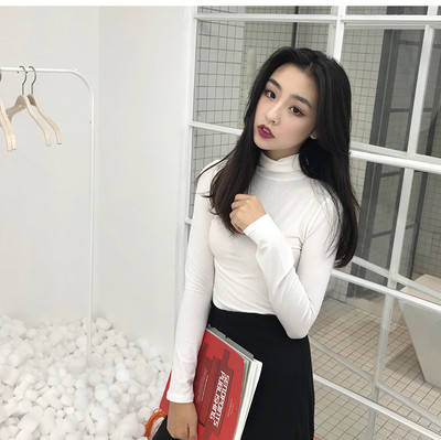 Μοντέρνα γυναικεία μπλούζα  σε διάφορα χρώματα