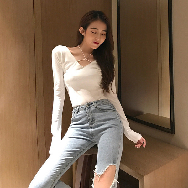 Μοντέρνα γυναικεία μπλούζα σε τέσσερα χρώματα