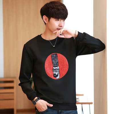 Μοντέρνα ανδρική μπλούζα σε μαύρο και άσπρο με διαφορετικές εφαρμογές