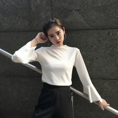 Elegáns modell női blúz lótusz ujjal több színben