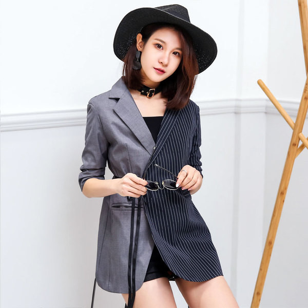 Geaca de dama in doua modele cu maneca 3/4 si lunga