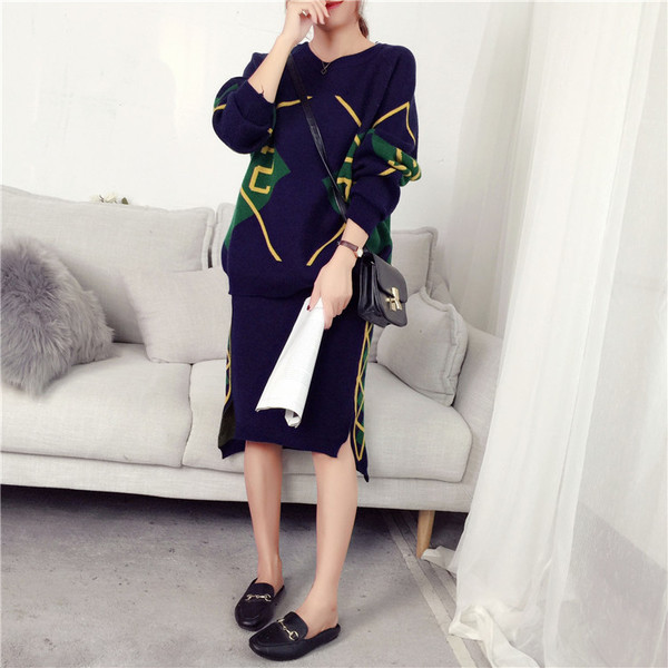 Modern női kötőblúz + szoknya szett - három színben