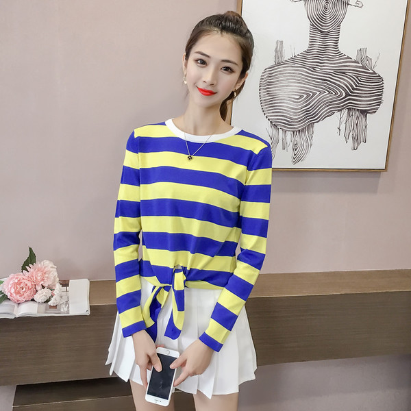 Alkalmi női blúz csíkos kötéssel - három színben