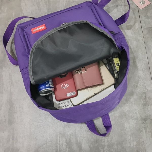 Σακίδιο αθλητικό γυναικείο με μπροστινή τσέπη σε τρία χρώματα