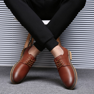 Κομψά ανδρικά παπούτσια σε δύο χρώματα