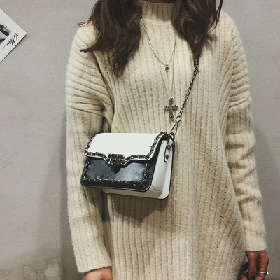 Μοντέρνα γυναικεία τσάντα  με μεταλλική δερμάτινη αλυσίδα σε διάφορα χρώματα