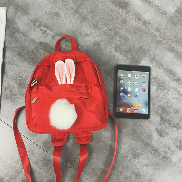 Γυναικείο σακίδιο με 3D διακόσμηση και χνούδι σε τρία χρώματα