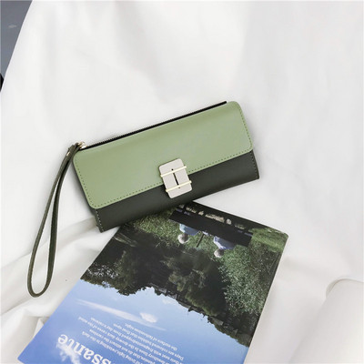 Γυναικείο μοντέρνο πορτοφόλι σε τέσσερα χρώματα