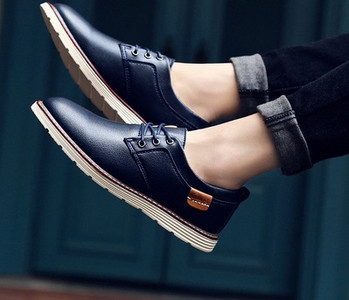 Ανδρικά παπούτσια  σε τρία χρώματα