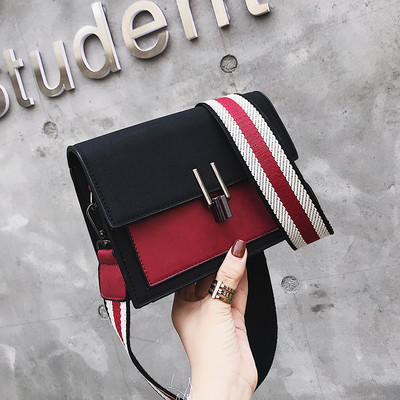 Μοντέρνα γυναικεία τσάντα με διπλή λαβή και μεταλλικό κούμπωμα σε διάφορα χρώματα