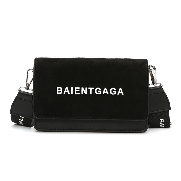 Geanta de dama eleganta din piele intoarsa ecologica cu inscriptie in mai multe culori