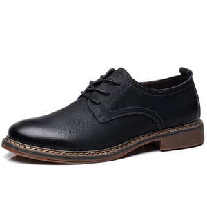 Καθημερινά ανδρικά παπούτσια σε δύο χρώματα από οικολογικό δέρμα