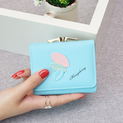 Γυναικείο πορτοφόλι με μεταλλικό κούμπωμα σε διάφορα χρώματα