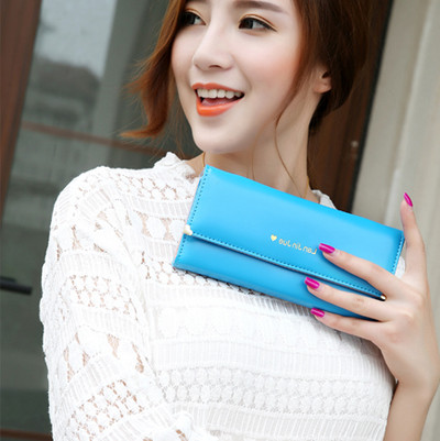 Μοντέρνο γυναικείο  χαρτοφυλάκιο  σε διάφορα χρώματα