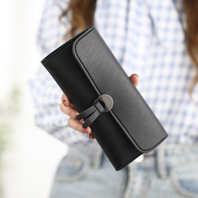 Κομψό γυναικείο πορτοφόλι σε τέσσερα χρώματα