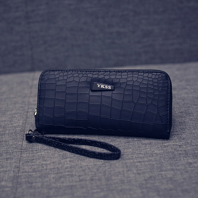 Μοντέρνο δερμάτινο πορτοφόλι γυναικών σε διάφορα χρώματα