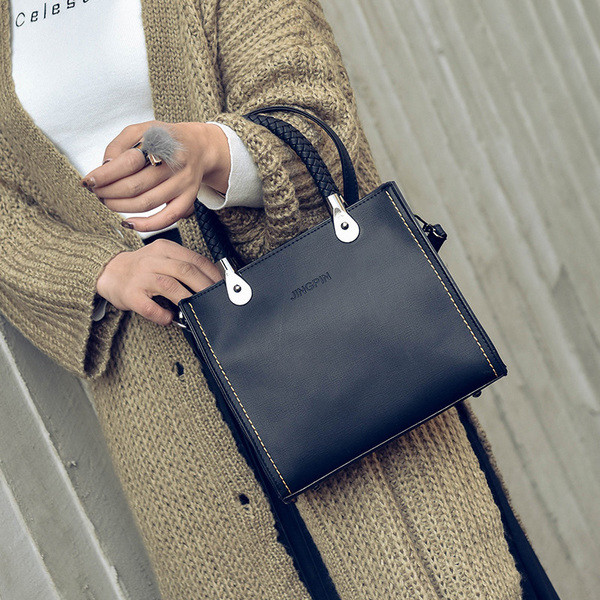 Korszerű női táska rövid és hosszú füllel több színben