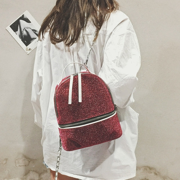 Fényes női hátizsák két színben cipzárral és lánccal