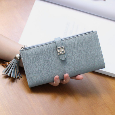 Γυναικείο κομψό πορτοφόλι με φούντα σε διάφορα χρώματα