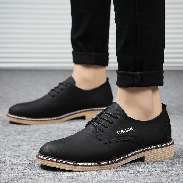 Alkalmi férfi cipő fekete és kék fűzővel