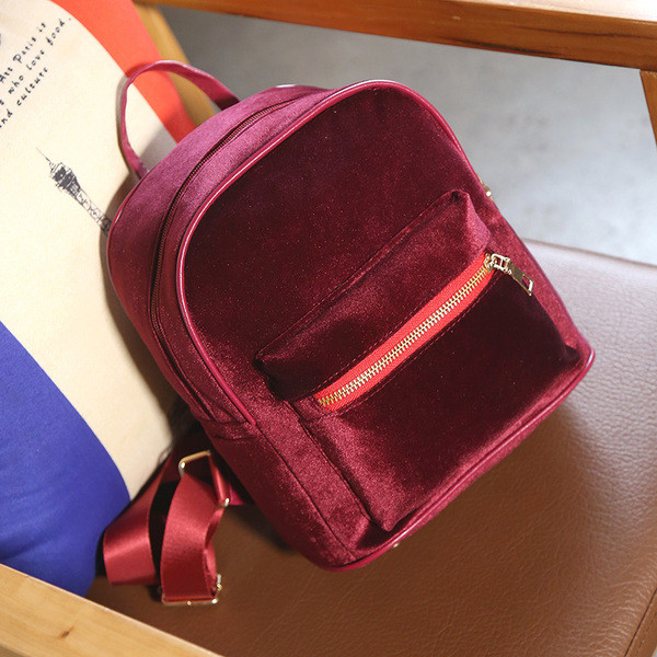 Stílusos női bársony hátizsák négy színben