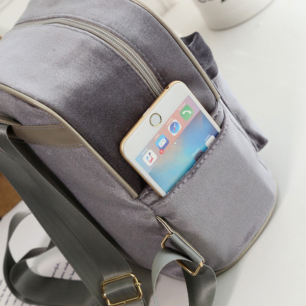 Stílusos női bársony hátizsák négy színben