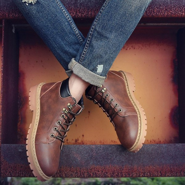 Öko bőrből készült téli férfi csizma négy színben