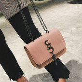 ΝΕΟ Κομψή γυναικεία τσάντα με μεταλλική λαβή σε διάφορα χρώματα