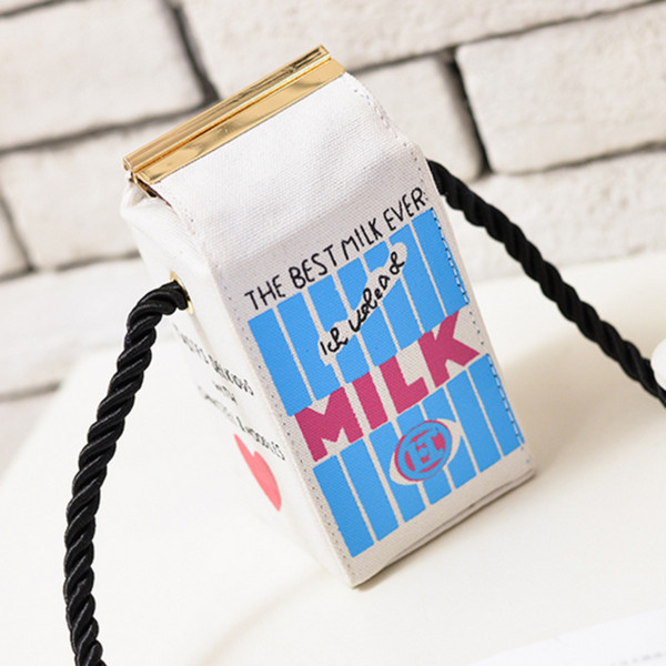 Női táska érdekes modellje, több színben színes alkalmazással