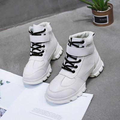 Μοναδικά γυναικεία αθλητικά παπούτσια από οικολογικό δέρμα με βελκρό λουράκια  και κορδόνια