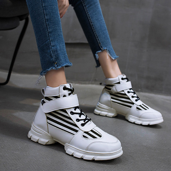 Μοναδικά γυναικεία αθλητικά παπούτσια από οικολογικό δέρμα με βελκρό λουράκια  και κορδόνια