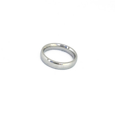 Ανδρικό δαχτυλίδι σε ασημί χρώμα