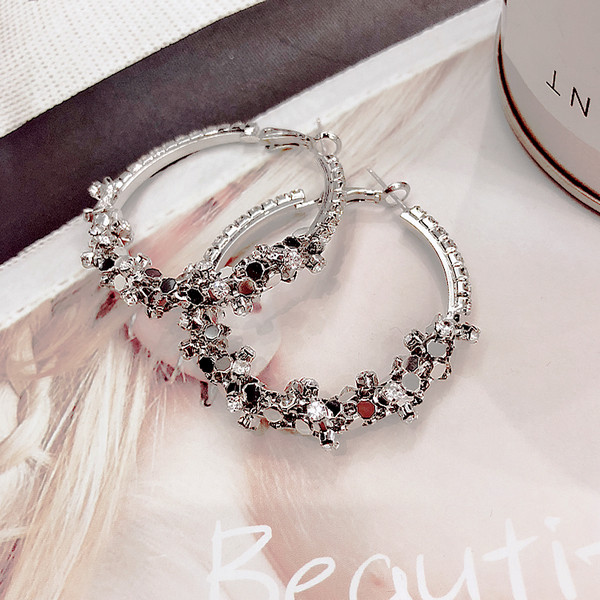 Cercei de dama topici cu forma rotunda in doua culori