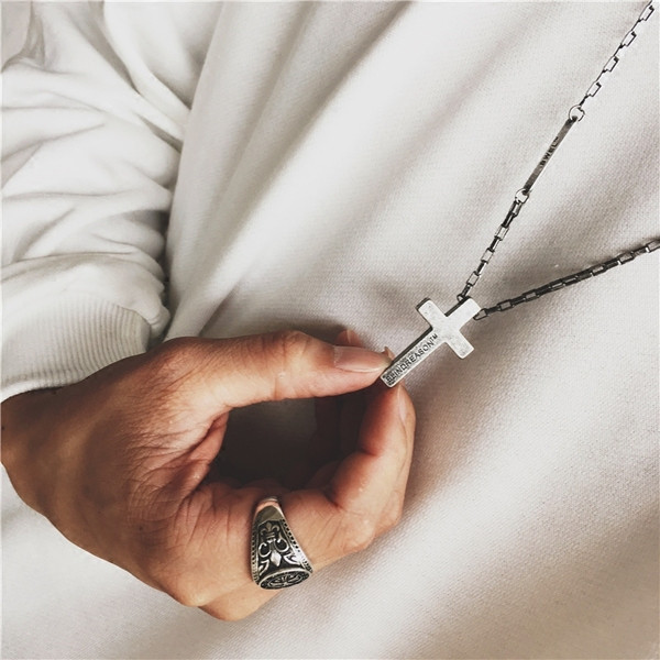 Ανδρική αλυσίδα με κρεμαστό κόσμημα - Σταυρός
