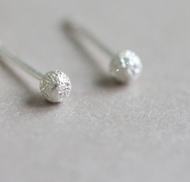 Σκουλαρίκια μύτης σε ασημί χρώμα