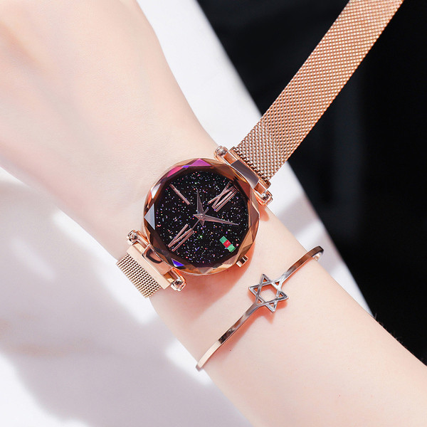 Μοντέρνο γυναικείο αδιάβροχο ρολόι σε δύο χρώματα