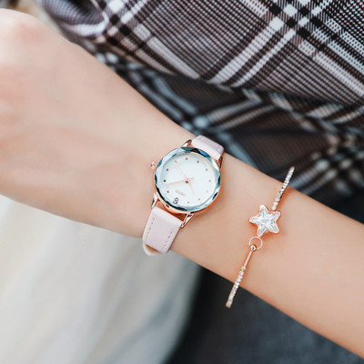 Γυναικείο σύγχρονο ρολόι με δερμάτινο λουρί σε διάφορα χρώματα