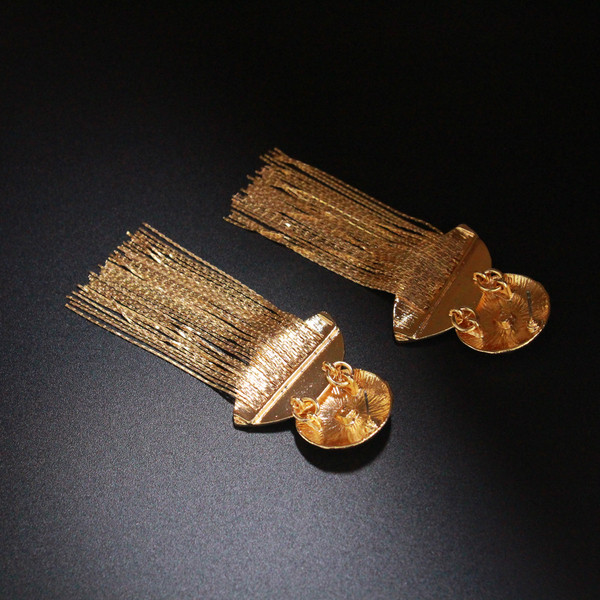 Modern női fülbevaló ezüst és arany színben