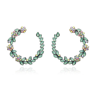 Cercei de dama moderni cu pietre in mai multe culori