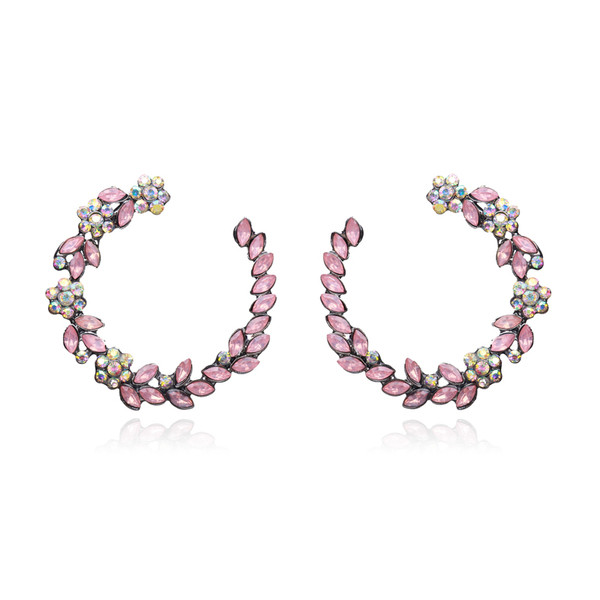 Cercei de dama moderni cu pietre in mai multe culori