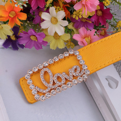 Modern női öv érdekes csattal több színben