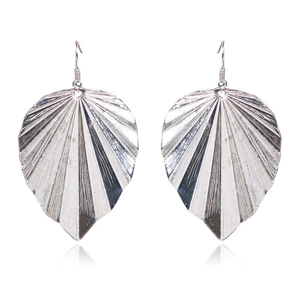 Stílusos női fülbevaló három színben