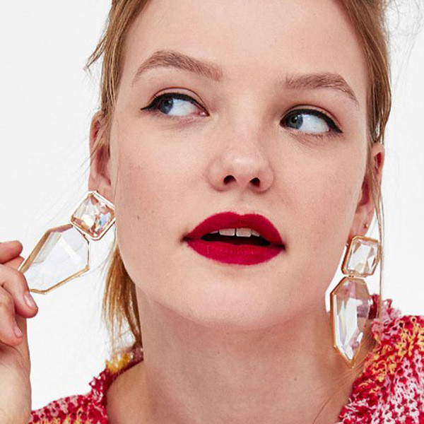 Stílusos női fülbevaló hat színben