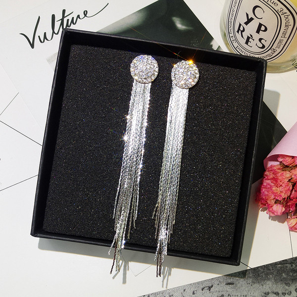 Stílusos női fülbevaló arany és ezüst színben