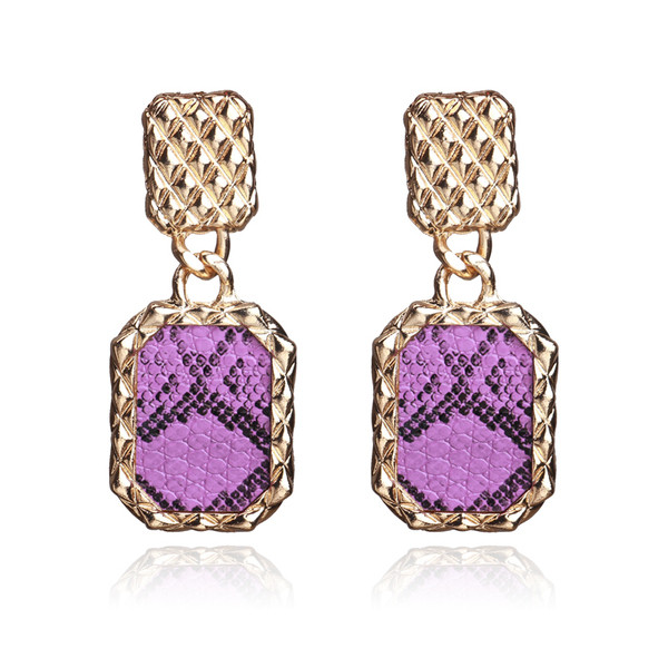 Modern női fülbevaló bőr elemekkel több színben